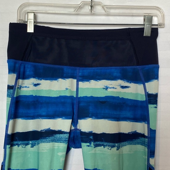 Lululemon Pace Pusher Capri Leggings
Luxtreme Brush Strokes Harbour Blue Menthol - Picture 5 of 12